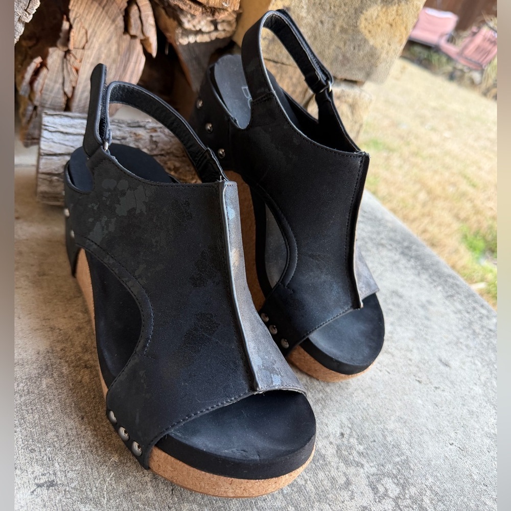 Corkys Carley Black Wedge Sandals Sz-7. V